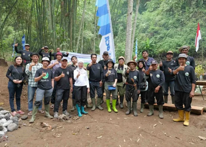 Bakti BCA restorasi mata air dan tanam 21.000 Pohon 