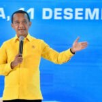 Hadiri Padel Golkar, Setya Novanto Disambut Bahlil: Ia Masih Keluarga Besar