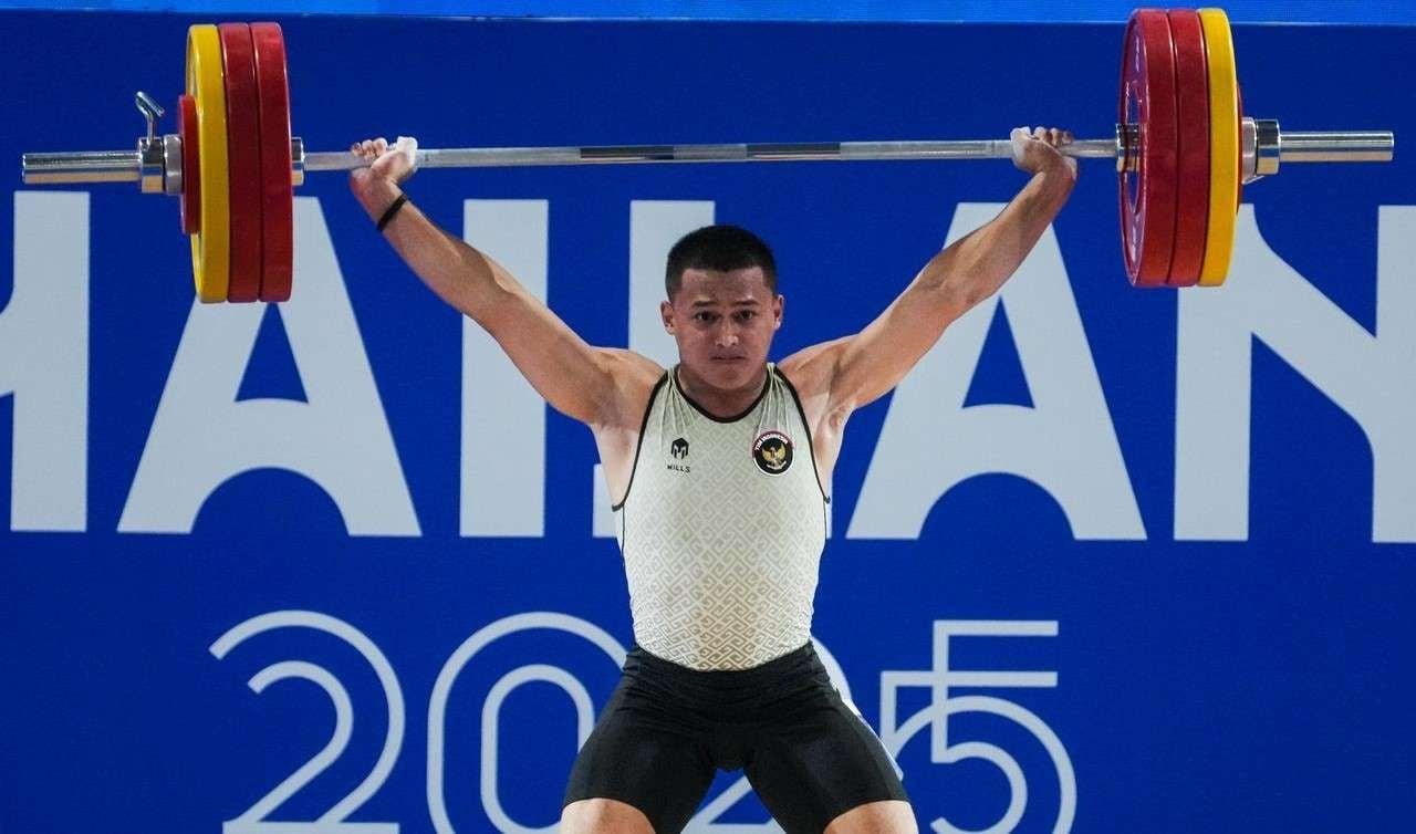 Lifter Indonesia Rizki Juniansyah Pecahkan Rekor Dunia