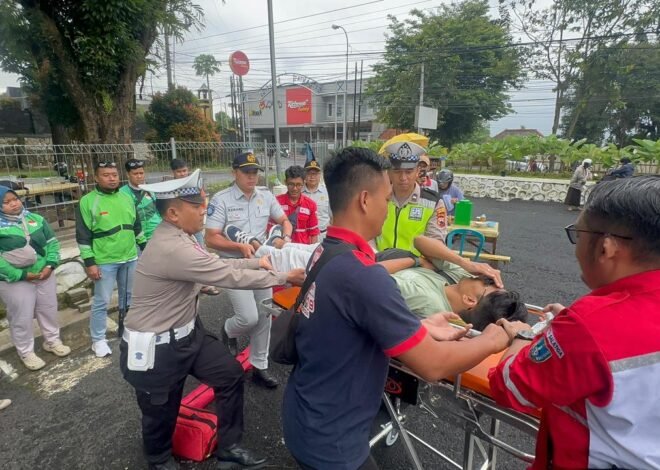 Jasa Raharja Jawa Tengah Bekali Komunitas Ojol Salatiga Keterampilan PPGD