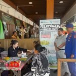 Jasa Raharja Kalbar Gelar Pemeriksaan Kesehatan Gratis di Dermaga Pedalaman Kapuas Indah Pontianak