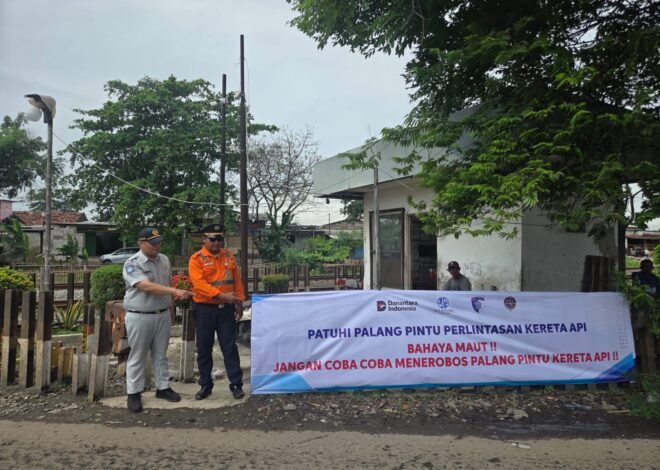 Tingkatkan Kesadaran Berlalu Lintas, Jasa Raharja Karawang Pasang Spanduk Di Klari, Karawang Barat, Dan Cikampek