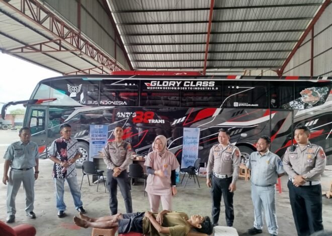 Tingkatkan Keselamatan Penumpang, Jasa Raharja Jember Gelar Pelatihan PPGD bagi Kru Bus Indra Jaya Bersama