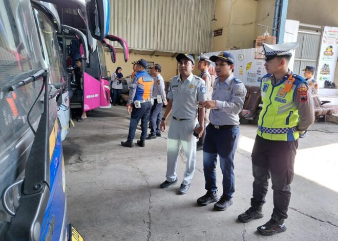 Jasa Raharja Cabang Surakarta Bersama BPTD dan Dishub Sragen Gelar Ramp Check Perusahaan Otobus ( PO ) di Kabupaten Sragen Jelang Angkutan Lebaran 2026