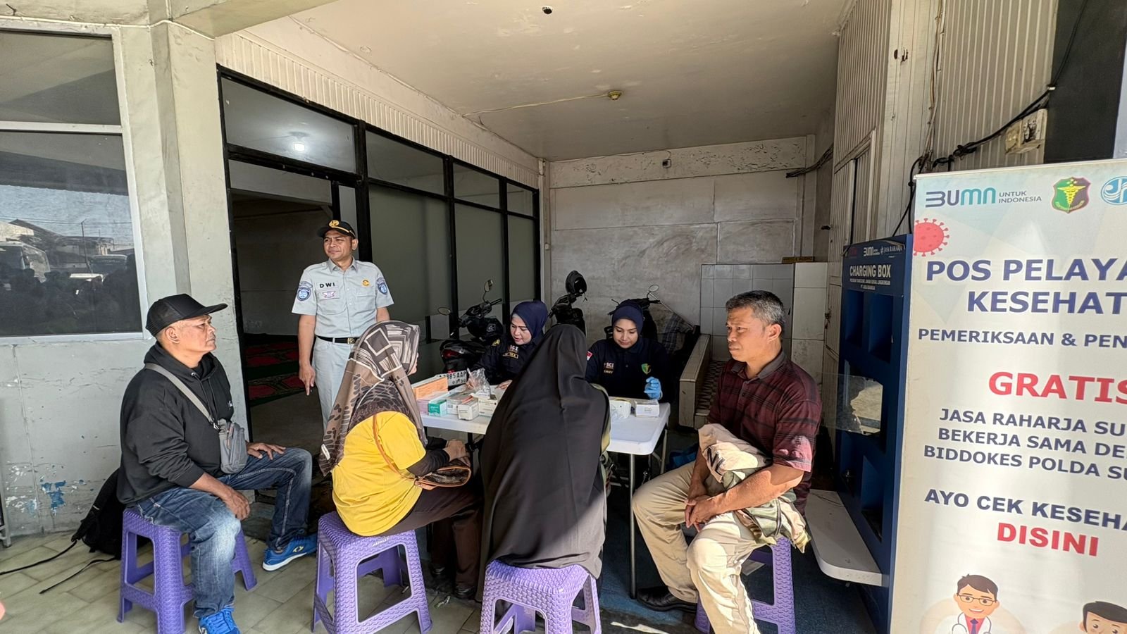 Jasa Raharja Sumatera Barat Gelar Pelayanan Kesehatan Gratis bagi Pemudik di PO Bus NPM Kota Padang