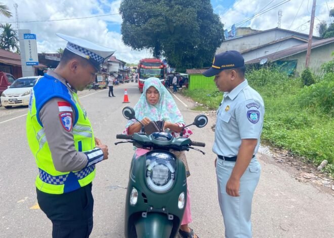 Jasa Raharja Sintang Bersama Tim Pembina Samsat Kapuas Hulu Gelar Operasi Gabungan di Perbatasan Badau