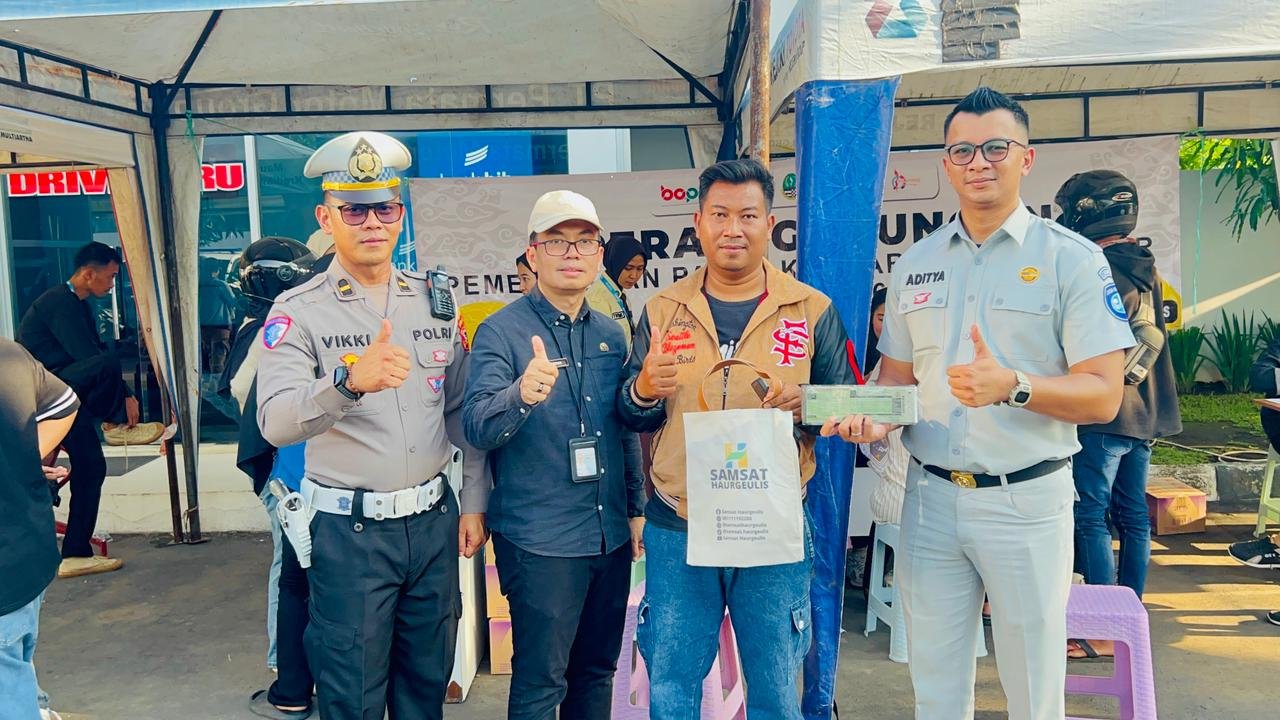 Kedepankan Pendekatan Humanis, Tim Samsat Induk Haurgeulis Gelar Operasi Kepatuhan Pajak di Wilayah Kecamatan Haurgeulis