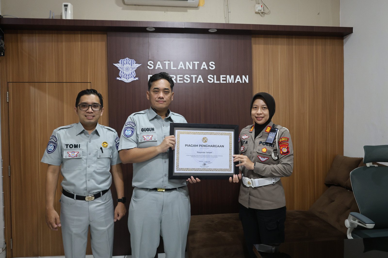 Posyanter Tempel Dinilai Sukses, Jasa Raharja Berikan Penghargaan kepada Polres Sleman