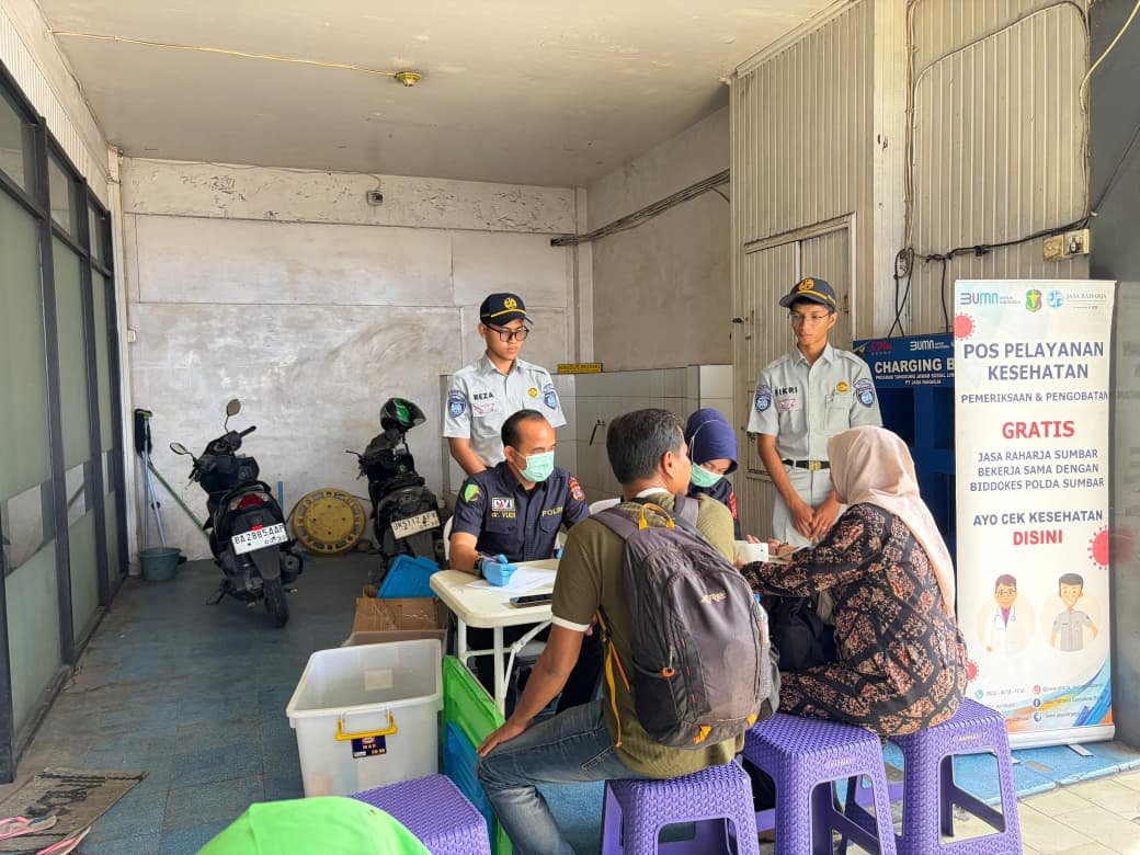 Jasa Raharja Sumbar Gelar Pelayanan Kesehatan Gratis bagi Penumpang di PO NPM Padang