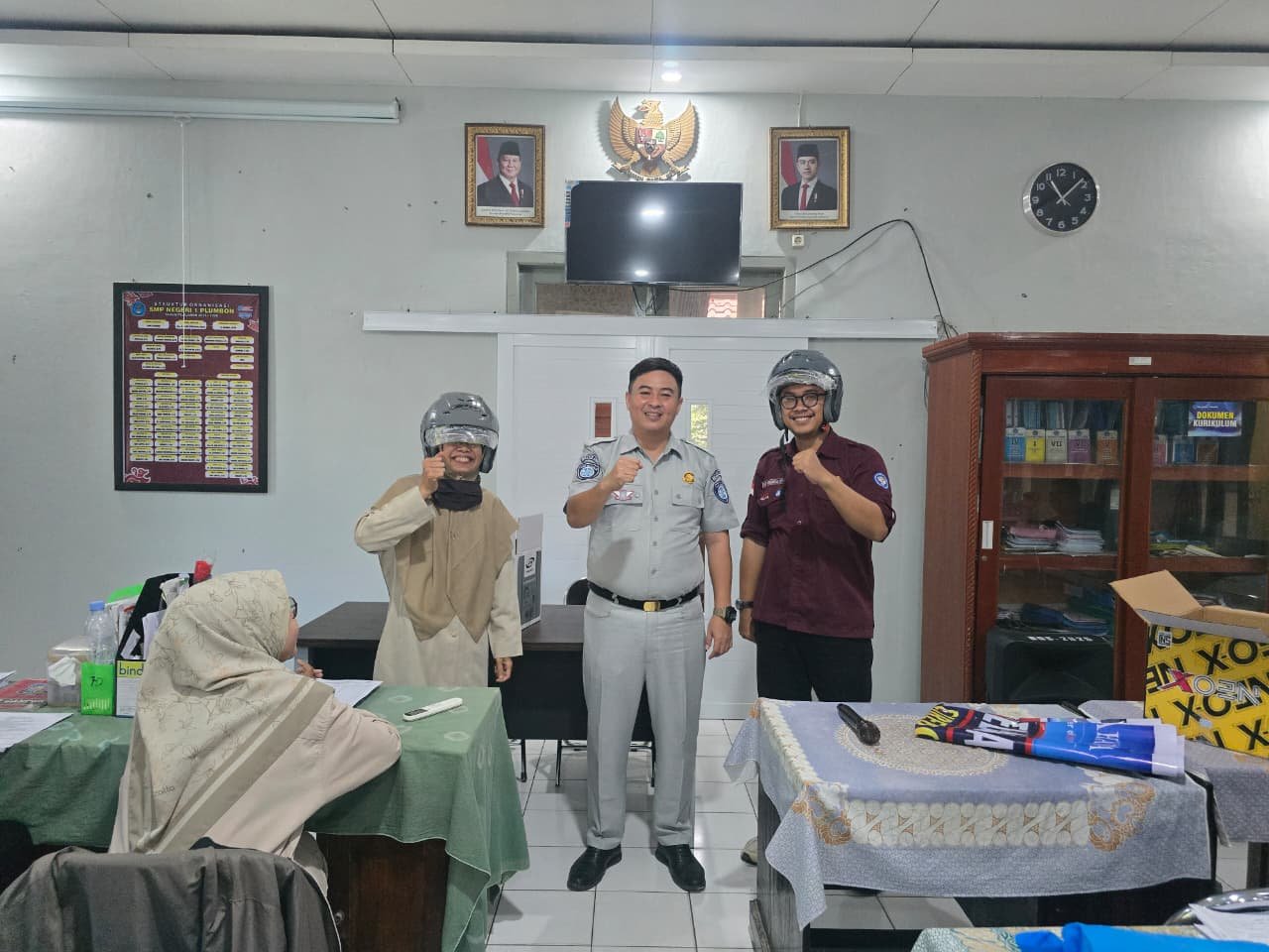 Upaya Keselamatan Lalu Lintas, Jasa Raharja Cabang Cirebon Gelar Pengajar Peduli Keselamatan Lalu Lintas (PPKL) Di SMPN 1 Plumbon Kab Cirebon