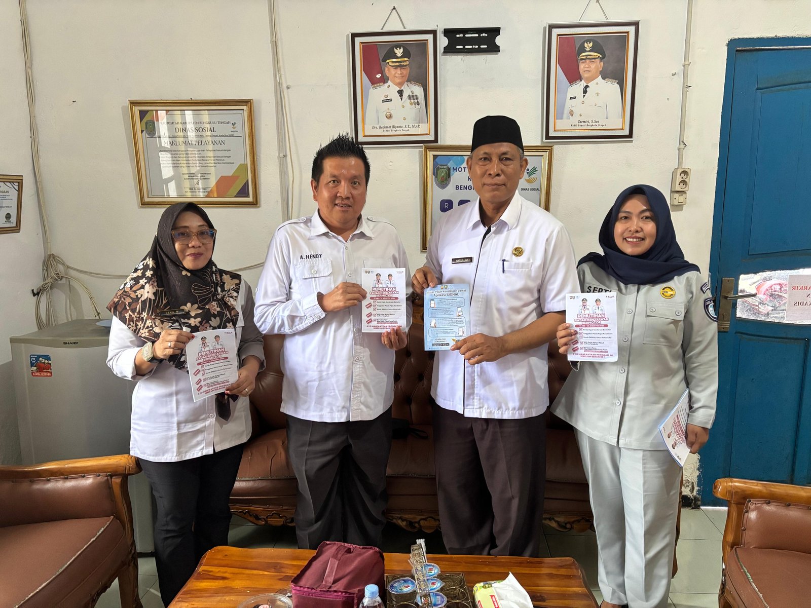 Jasa Raharja dan Tim Pembina Samsat Bengkulu Tengah Sosialisasikan Program Pemutihan serta Aplikasi SIGNAL