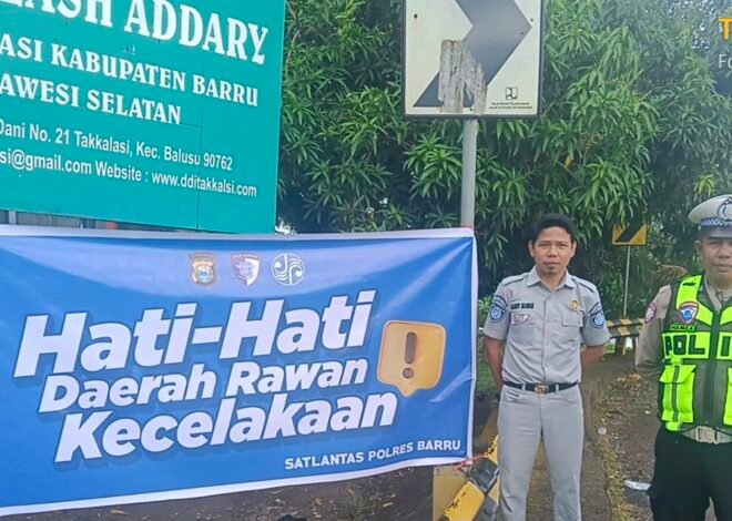 Kolaborasi PT Jasa Raharja Samsat Barru dan Unit Laka Polres Barru Perkuat Budaya Tertib Berlalu Lintas Melalui Aksi Preventif di Lapangan