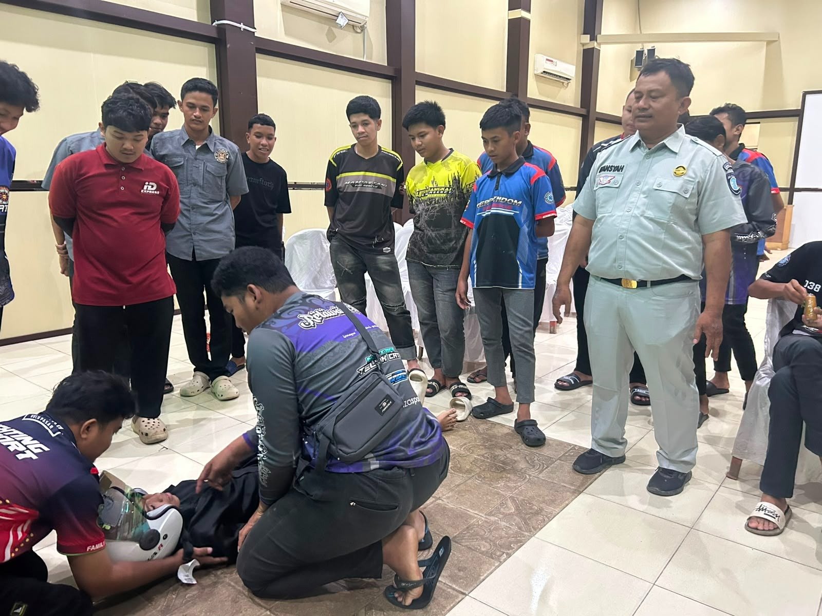 Jasa Raharja Gelar Sosialisasi dan Pelatihan PPGD untuk Tingkatkan Kesiapsiagaan Penanganan Korban Kecelakaan di Hulu Sungai Utara